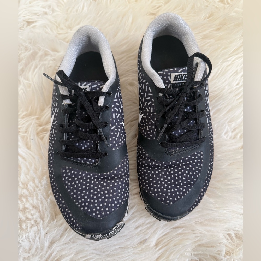 Women’s Nike Black and White Polka Dot Shoes size 8